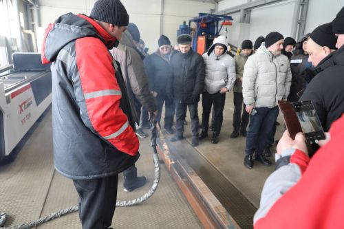 Кукмара районы хуҗалыкларының баш инженерлары Мөслим районында кунакта булдылар