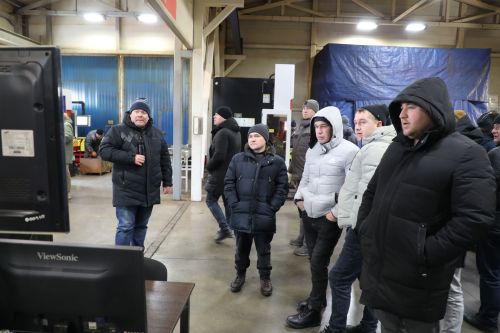 Кукмара районы хуҗалыкларының баш инженерлары Мөслим районында кунакта булдылар