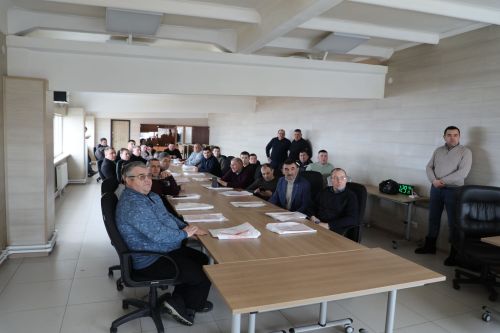 Кукмара районы хуҗалыкларының баш инженерлары Мөслим районында кунакта булдылар