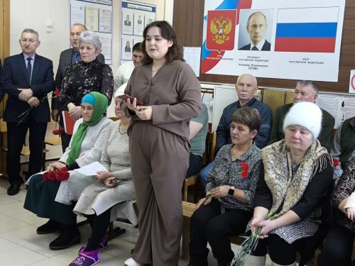 В Нижнеискубашской школе установили мемориальную доску памяти погибшего в СВО выпускника