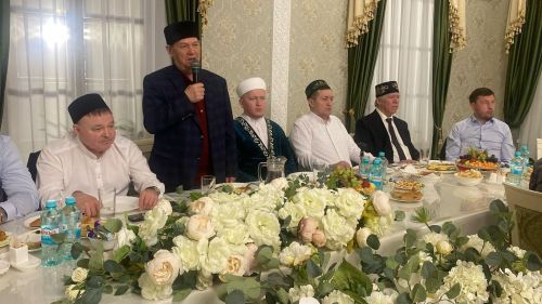 Изге Рамазан аенда Казанда Кукмара якташлары ифтар мәҗлесенә җыелды