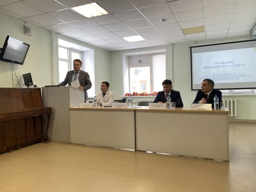 Район үзәк дәваханәсендә медицина  советының утырышы булды