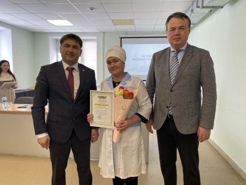 Район үзәк дәваханәсендә медицина  советының утырышы булды