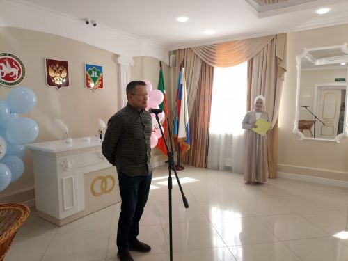 Кукмараның Никахлашу сараенда йөкле ханымнар өчен бәйрәм узды