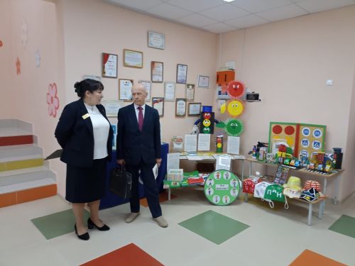 Кукмараның «Чулпан» балалар бакчасында юл йөрү кагыйдәләренә багышланган семинар узды