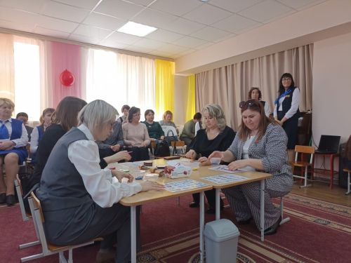 Кукмараның «Чулпан» балалар бакчасында юл йөрү кагыйдәләренә багышланган семинар узды