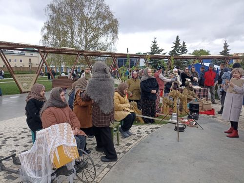 Память, музыка и единство: В Кукморе прошли торжества в честь 80-летия Победы (фоторепортаж)