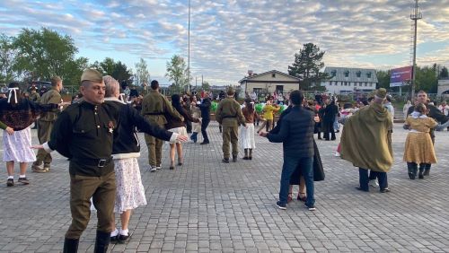 Память, музыка и единство: В Кукморе прошли торжества в честь 80-летия Победы (фоторепортаж)
