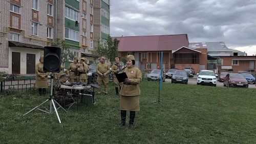 Память, музыка и единство: В Кукморе прошли торжества в честь 80-летия Победы (фоторепортаж)