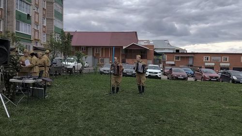 Память, музыка и единство: В Кукморе прошли торжества в честь 80-летия Победы (фоторепортаж)