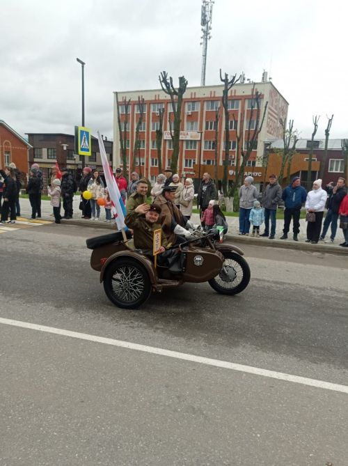 Память, музыка и единство: В Кукморе прошли торжества в честь 80-летия Победы (фоторепортаж)