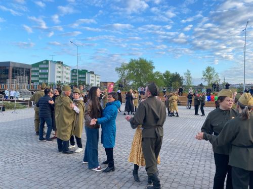 Память, музыка и единство: В Кукморе прошли торжества в честь 80-летия Победы (фоторепортаж)