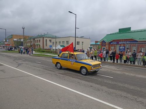 Память, музыка и единство: В Кукморе прошли торжества в честь 80-летия Победы (фоторепортаж)