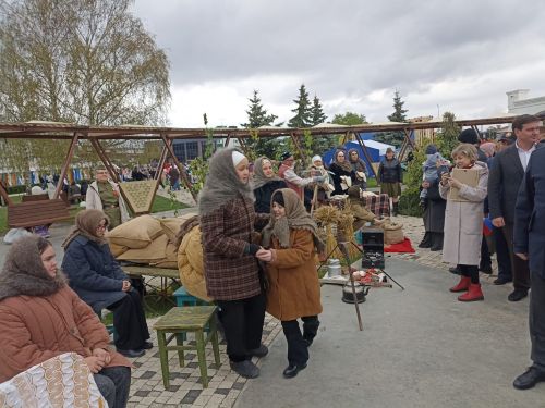 Память, музыка и единство: В Кукморе прошли торжества в честь 80-летия Победы (фоторепортаж)
