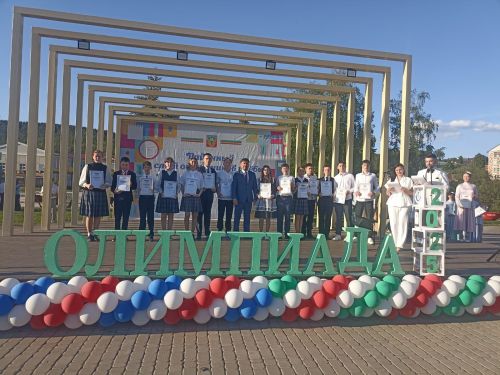 Кукмарада уку алдынгыларын хөрмәтләделәр