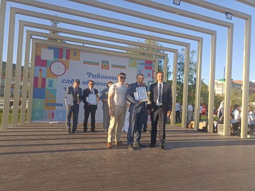 В Кукморе чествовали отличников учебы