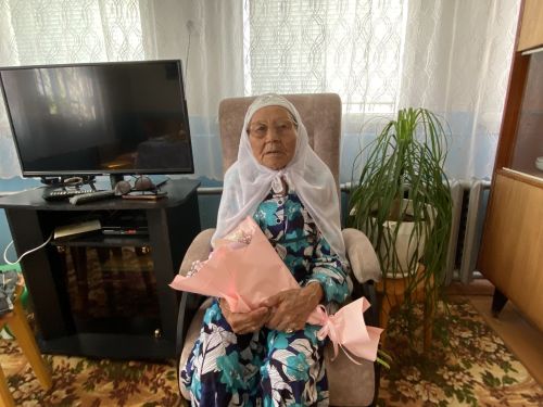 Югары Өскебаш авылыннан Маһибәдәр Мөҗипова 95 яшьлек гомер бәйрәмен билгеләп үтте