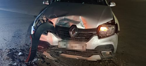 Кукмарада светофорда ике җиңел машина бәрелешкән, пассажирларның берсе зыян күргән