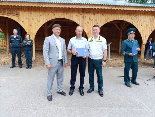 Торжественный выпуск: 74 молодых специалиста получили дипломы в Лубянском лесотехническом колледже