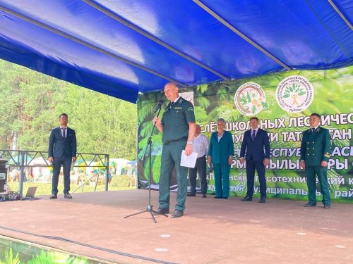 Слет школьных лесничеств РТ «Сохраним лес вместе» в Кукморском районе собрал 200 участников