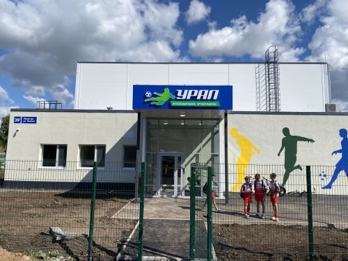 Спортка яңа сулыш:  Кукмарада  ачык футбол манежы кулланышка тапшырылды
