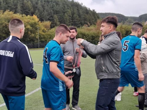 В Кукморе прошли финальные игры футбольного турнира имени Рината Мухаметшина