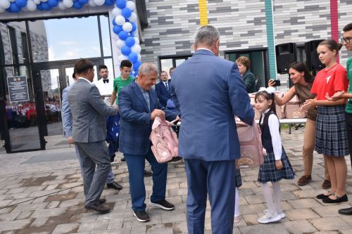 Татарстан Республикасы Рәисе Рөстәм Миңнеханов Кукмара 3нче урта мәктәбенең яңа корпусын ачты