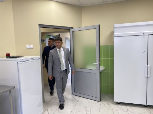 Район үзәк дәваханәсенең сөт ризыкларын тарату пункты капиталь төзекләндерелде
