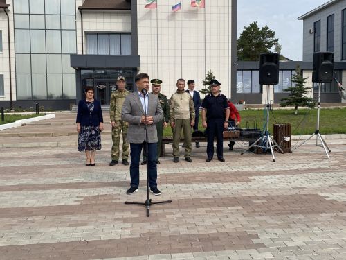 Кукмарадан махсус хәрби операциягә чираттагы машина озатылды
