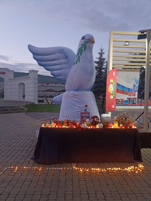 Кукмарада Беслан корбаннарын искә алдылар