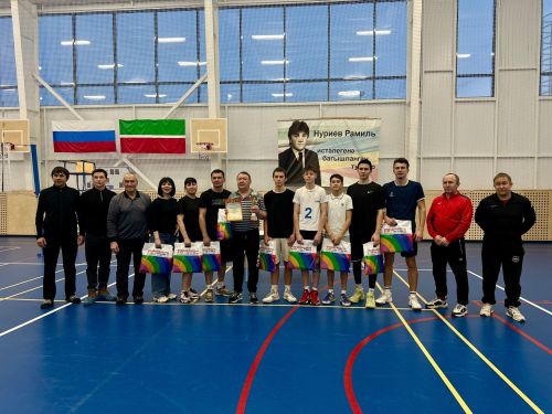 Зур Кукмарада Рамил Нуриев истәлегенә багышланган волейбол турниры үтте
