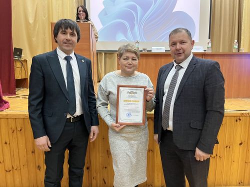 Зур Кукмарада хисап җыелышы узды