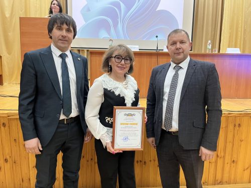 Зур Кукмарада хисап җыелышы узды
