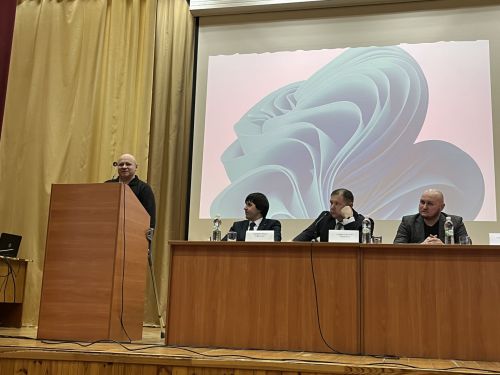 Зур Кукмарада хисап җыелышы узды