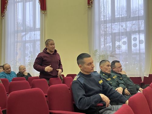 Зур Кукмарада хисап җыелышы узды