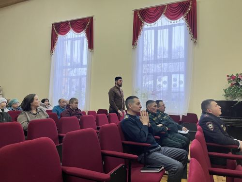 Зур Кукмарада хисап җыелышы узды