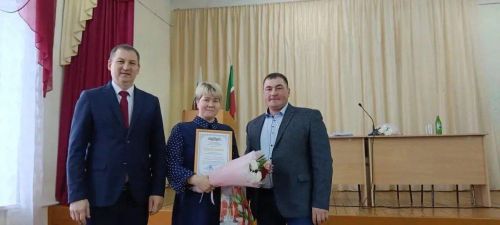Нырты авыл җирлегендә хисап җыелышы узды