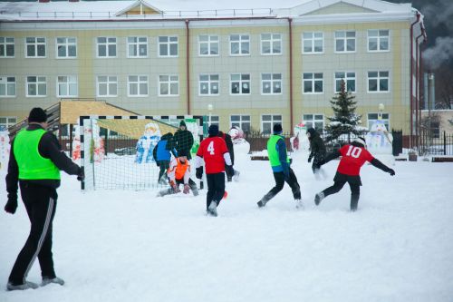 Зимний футбол в валенках: Кукмор удивил зрелищным турниром