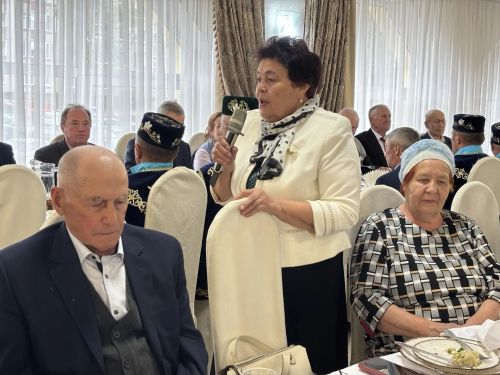 Кукмарада Халыкара өлкәннәр көне уңаеннан ветераннарны хөрмәтләделәр