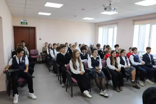 В Центральной библиотеке Кукмора прошла встреча кадрового резерва Раиса Татарстана