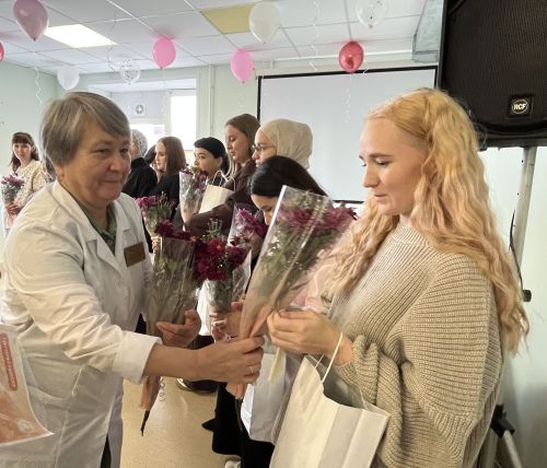 Бәхетле мизгелләр алдыннан: Кукмарада йөкле хатын-кызларның бәйрәме узды