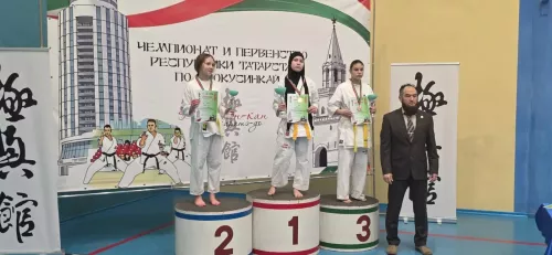 Кукмара спортчылары Яр Чаллыда узган киокусинкай каратэ буенча ярышларда призлы урыннар яулады