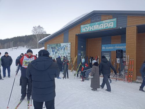Предлагаем фоторепортаж «Лыжня Татарстана-2026» в Кукморе