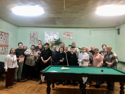 В Верхнекузмесском Доме культуры прошел турнир по бильярду
