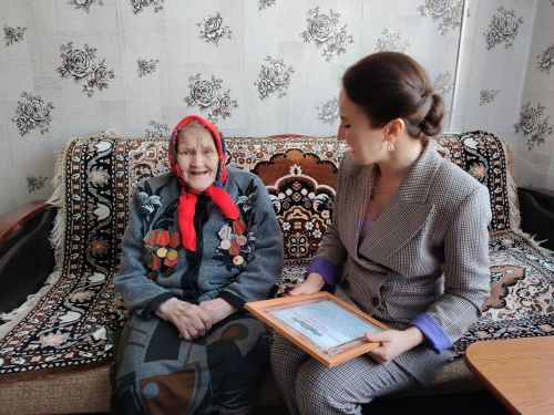 Кукмарадан Мария Баширова бүген гомер бәйрәмен билгеләп үтте