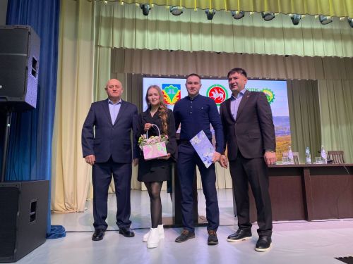 Олыяз мәдәният йортында район башлыгы катнашында халык җыены үтте