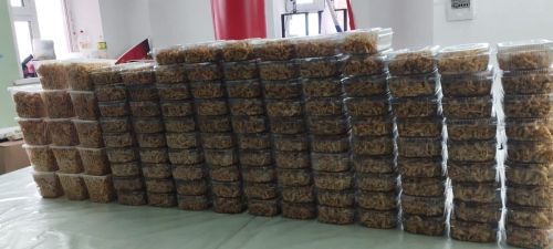 “Гараж” волонтерлары солдатлар өчен 133 тартма чәк-чәк әзерләде