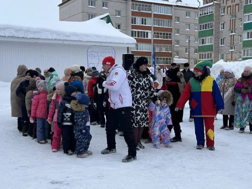 “Әкияттә кунакта”: күршеләрне берләштергән кышкы карнавал