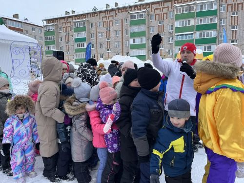 “Әкияттә кунакта”: күршеләрне берләштергән кышкы карнавал