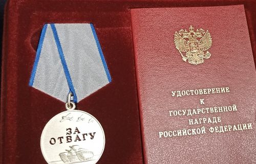 Фронтта да, тылда да бер максат: Кукмарадан Бессоновлар гаиләсе ил тынычлыгы өчен көч куя